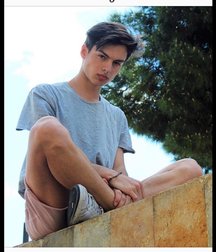 pretty boys 2 58f79d8a02922.jpg