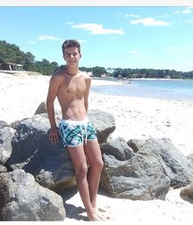 pretty boys 2 58f79d8e56140.jpg