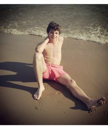 pretty boys 5905f73903ac4.jpg