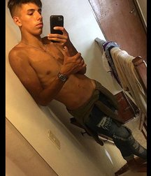 pretty boys 5905f7457a464.jpg