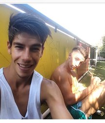 pretty boys 5905f76a1fc19.jpg