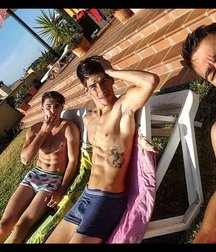 pretty boys 5905f76b2ee41.jpg