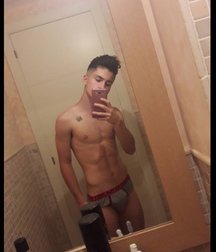 pretty boys 59159a62d232e.jpg