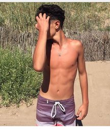 pretty boys 59159a6d869d7.jpg
