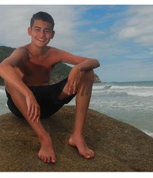 pretty boys 59159a7b6acb0.jpg