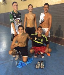 pretty boys 59159a8f2b580.jpg