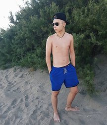 pretty boys 2 59159ad4af26d.jpg