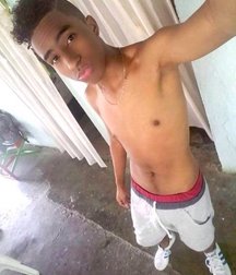 pretty boys 5919ad23b3940.jpg