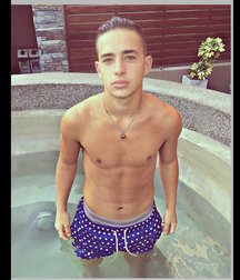 pretty boys 5925b4eb4435d.jpg