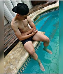 pretty boys 5925b51262f60.jpg