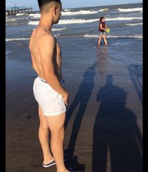 pretty boys 5925b51447e26.jpg
