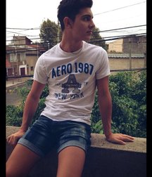 pretty boys 592ef62906ad5.jpg