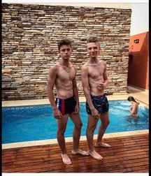 pretty boys 592ef631280d1.jpg