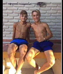 pretty boys 592ef65cf2b4d.jpg