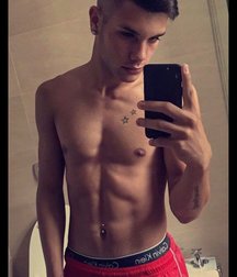 pretty boys 5960ef9a6bab9.jpg