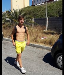 pretty boys 5960efede1170.jpg
