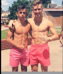pretty boys 2 5960f91eb4b52.jpg