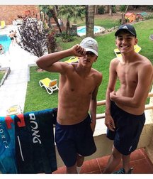 pretty boys 2 5960f9458731b.jpg