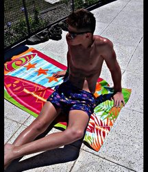 pretty boys 2 5960f96301b8d.jpg