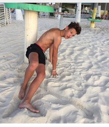 pretty boys 3 59610261c1cef.jpg