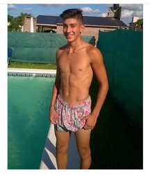 pretty boys 3 59610296defc4.jpg