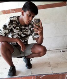 pretty boys 1 59a00adc6c4f1.jpg