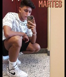 pretty boys 1 59a00afad584f.jpg