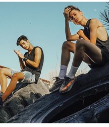 pretty boys 2 59a00b51d50b5.jpg