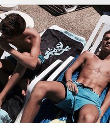 pretty boys 2 59a00b6a65c2e.jpg