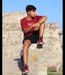 pretty boys 2 59a00b6e6f7bf.jpg