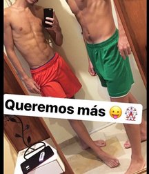 pretty boys 2 59a00b765b39d.jpg