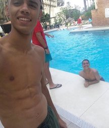 pretty boys 2 59a00b7e12d9a.jpg
