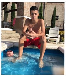 pretty boys 59ecb4869a8fe.jpg