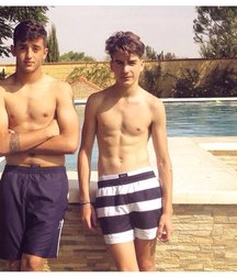 pretty boys 59ecb48c08bf9.jpg