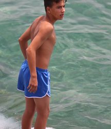 pretty boys 59ecb4a7d09f6.jpg
