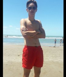 pretty boys 59ecb4cbbe702.jpg