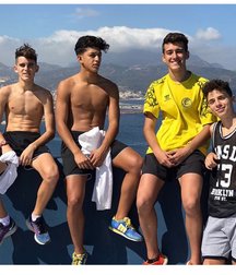 pretty boys 2 59ecb646c2d4f.jpg