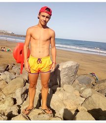 pretty boys 2 59ecb64d5e86f.jpg