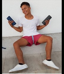 pretty boys 2 59ecb665b91f0.jpg