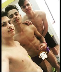 pretty boys 2 59ecb6b523267.jpg