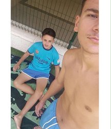 pretty boys 2 59ecb6b661e86.jpg