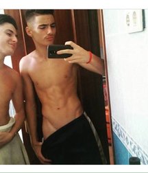 pretty boys 2 59ecb6b9c3059.jpg