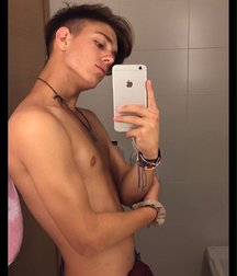 pretty boys 3 59ecb7662eb68.jpg