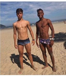 pretty boys 3 59ecb77a4f908.jpg