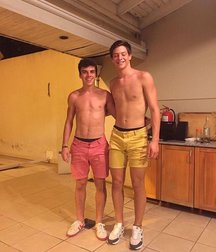 pretty boys 3 59ecb79c540f0.jpg