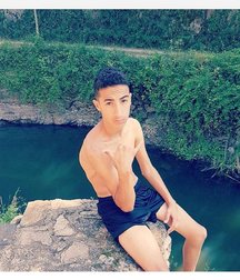 pretty boys 3 59ecb7a362cc6.jpg