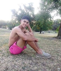pretty boys 5a0993a86b39e.jpg