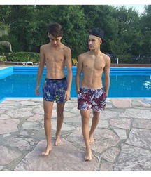 pretty boys 5a48dbb92c1fc.jpg