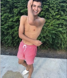 pretty boys 5a48dbe0ba583.jpg