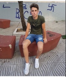 pretty boys 5a48dbf21863f.jpg
